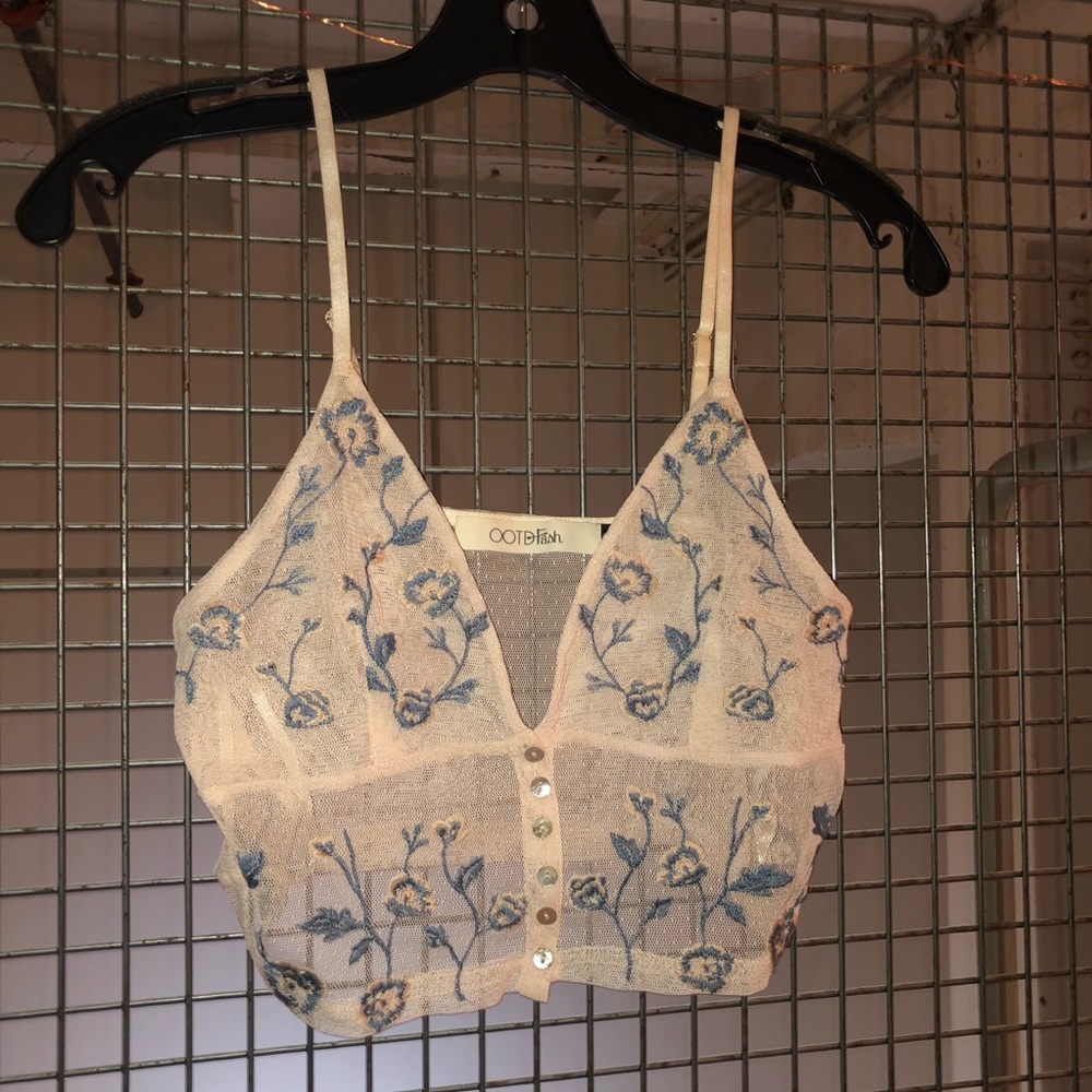OOTDfash mesh crop top with flowery detail! 💕